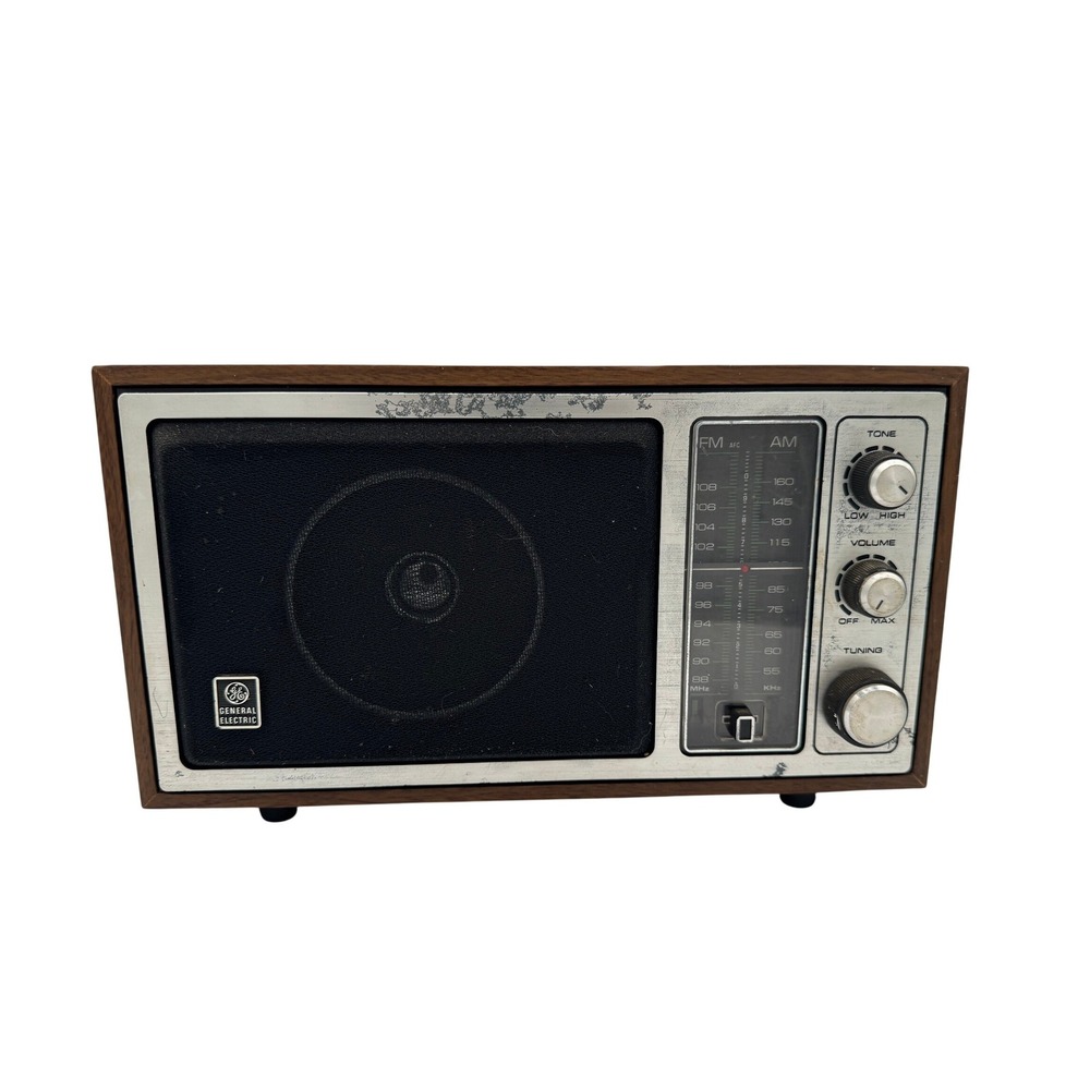 Vintage General Electric GE‎ AM FM Radio Walnut Grain Wood Model 7-4145A MCM